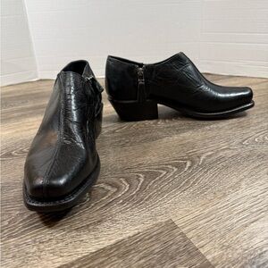 Sonora Booties Women's 8B Black Leather Boots Quinn Almond Toe‎ Side-Zip Artisan
